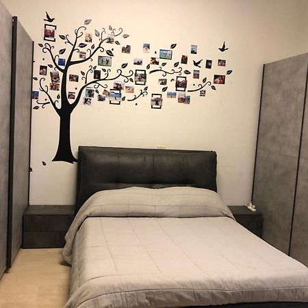 Bross Apartament Σαλέρνο Εξωτερικό φωτογραφία