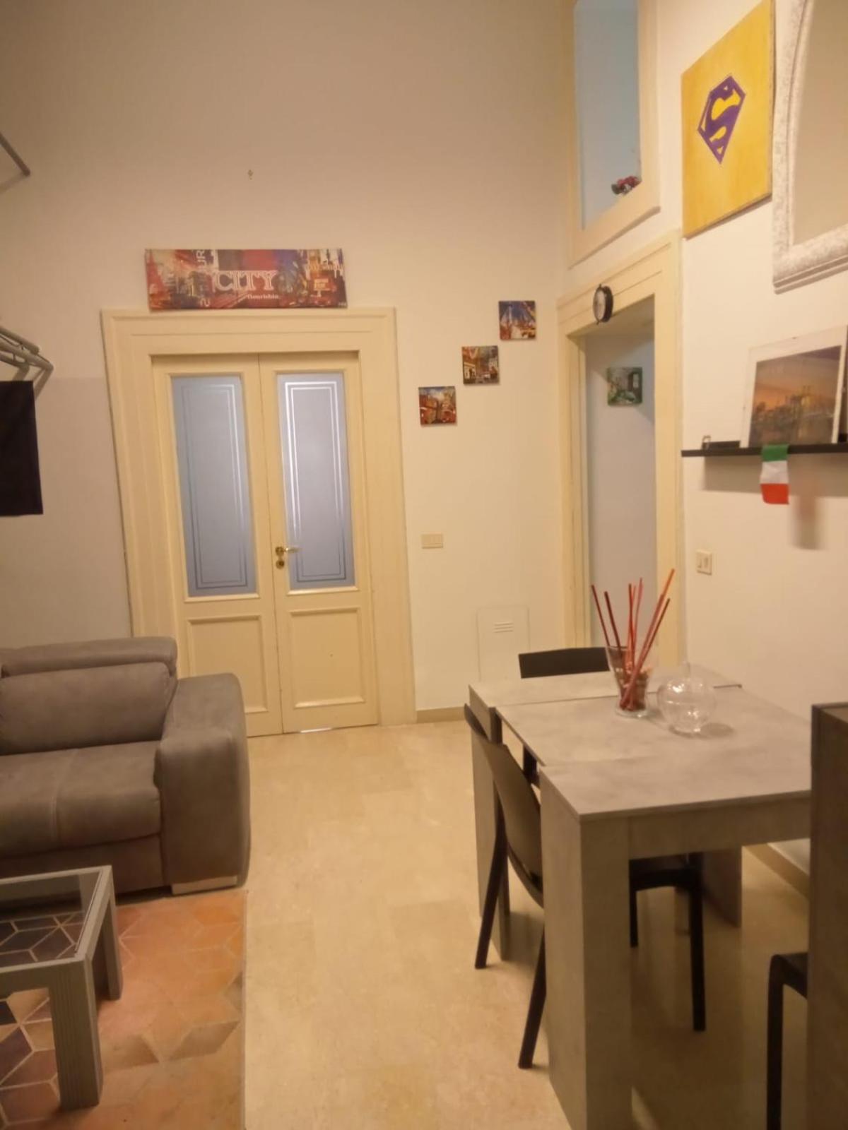 Bross Apartament Σαλέρνο Εξωτερικό φωτογραφία